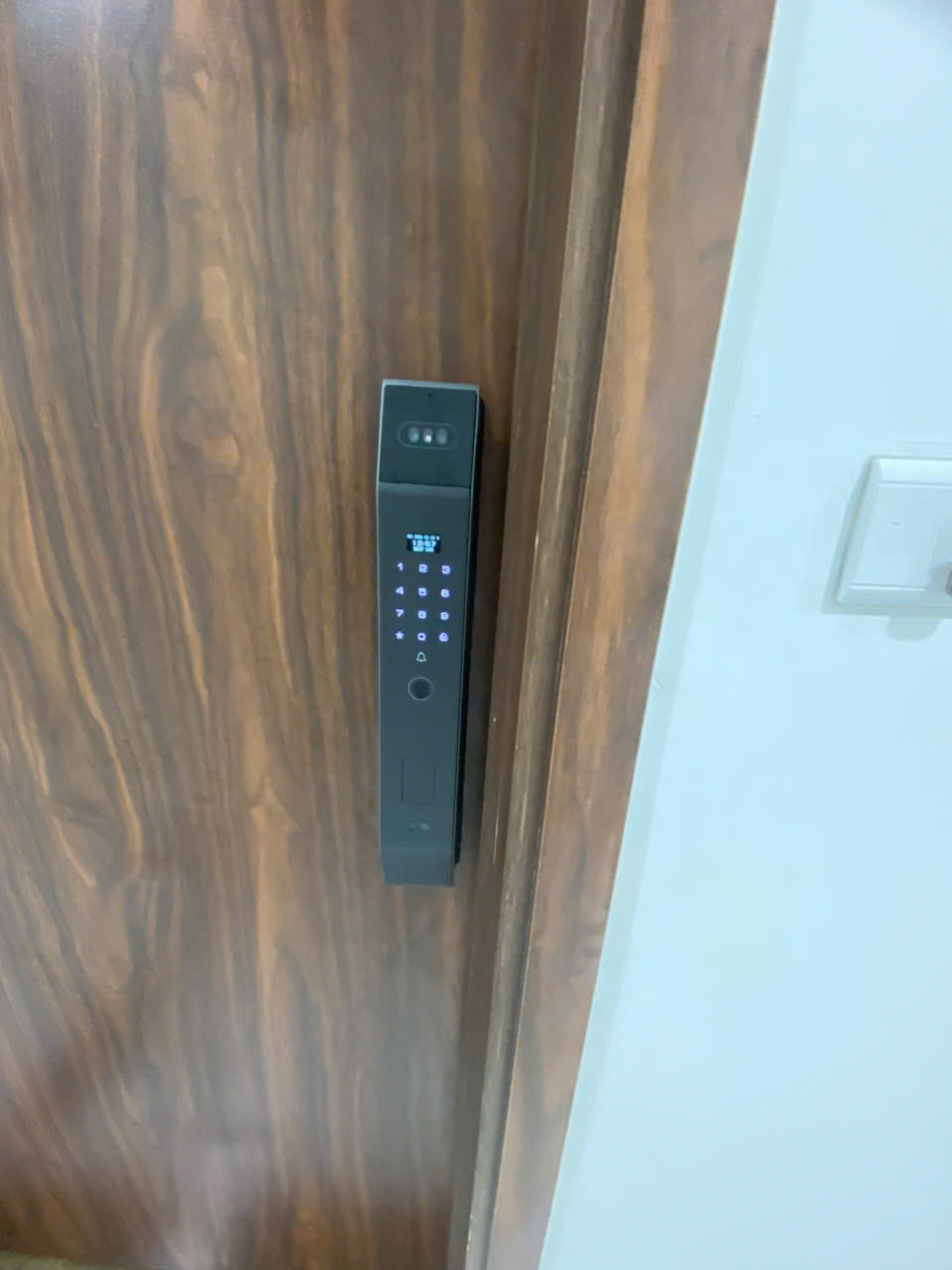  khóa khách sạn thông minh