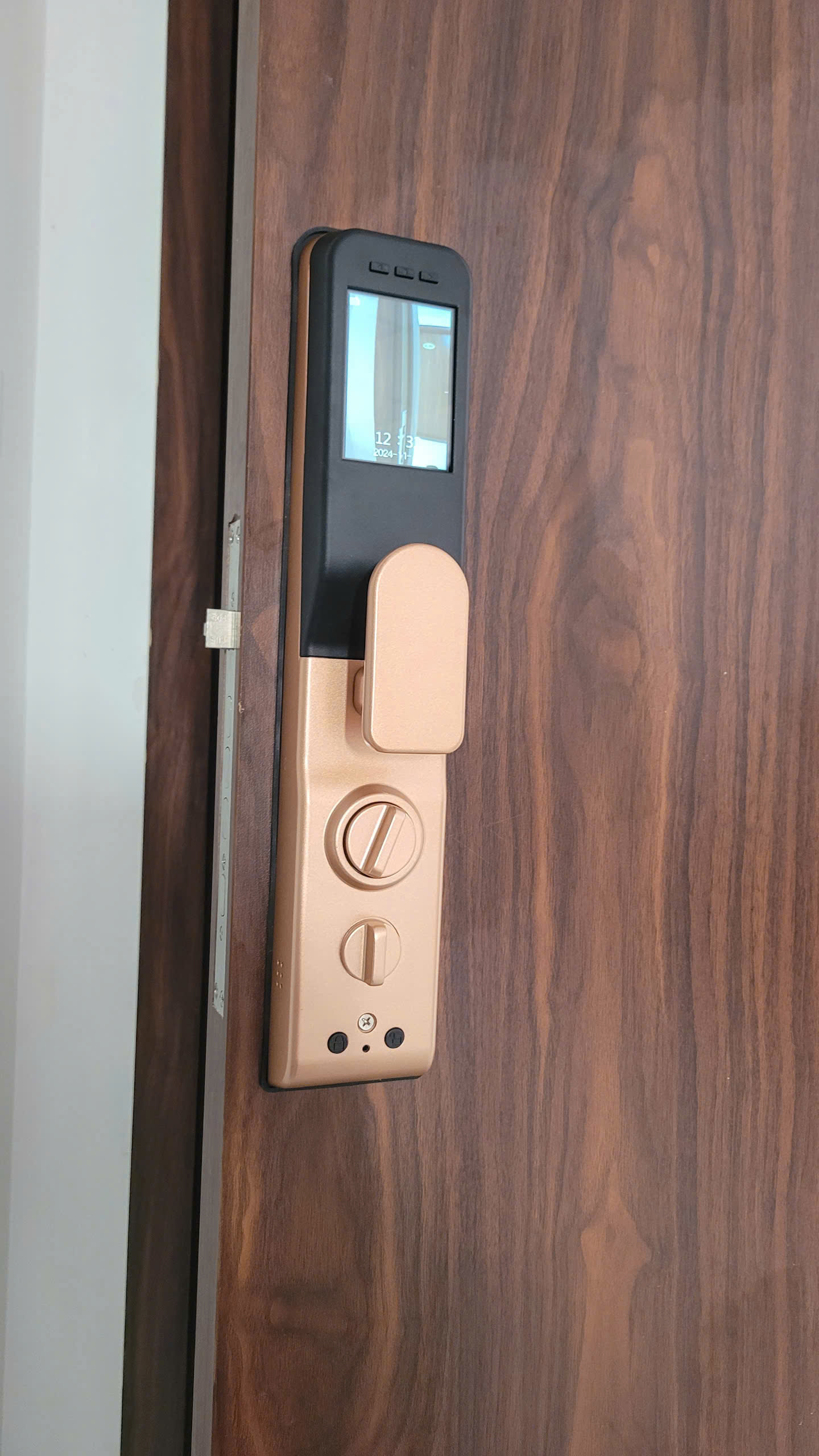 khóa điện tử nha trang