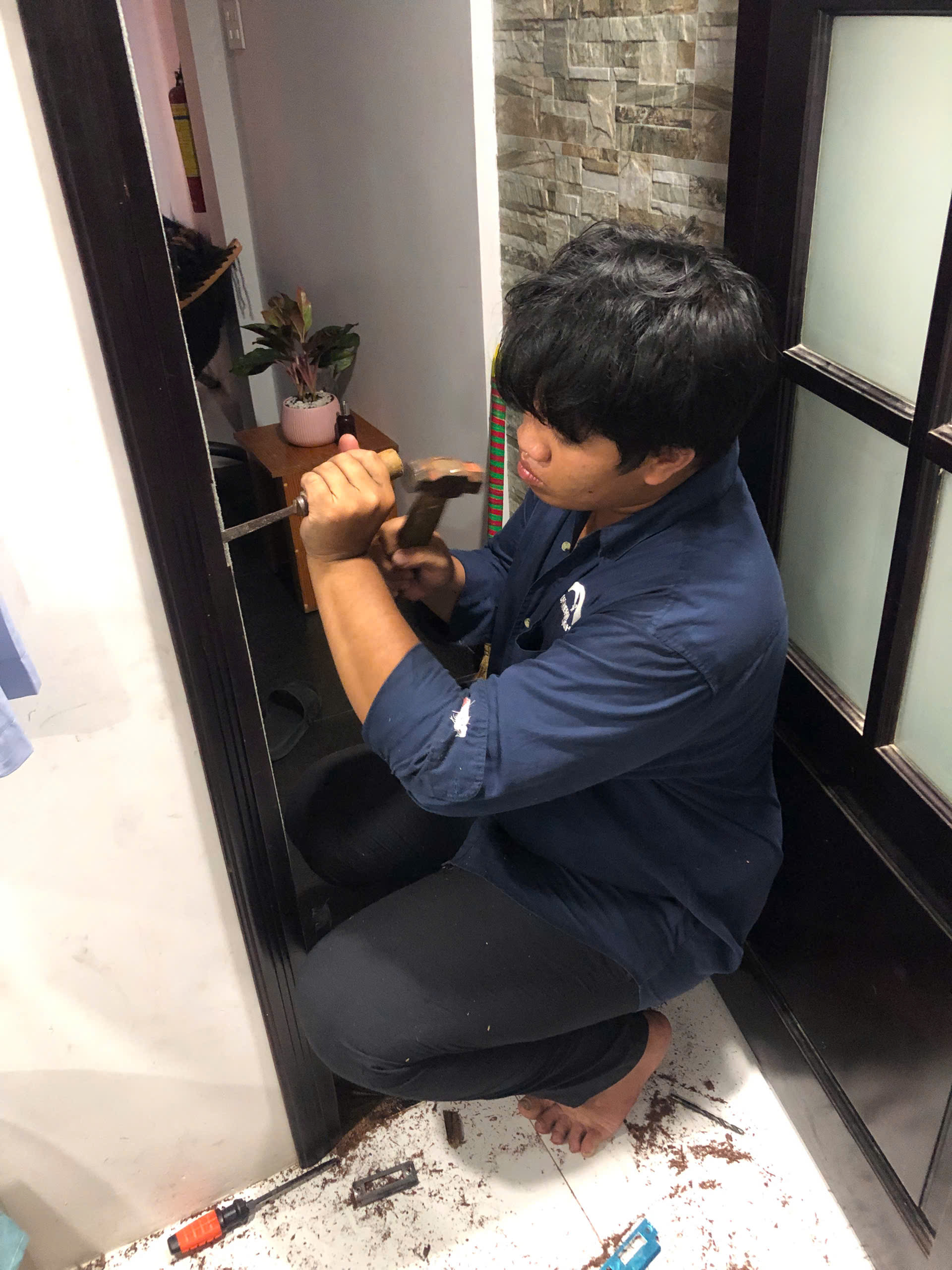 so sánh khóa cơ khóa từ khóa vân tay